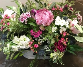 Natural garden arrangement